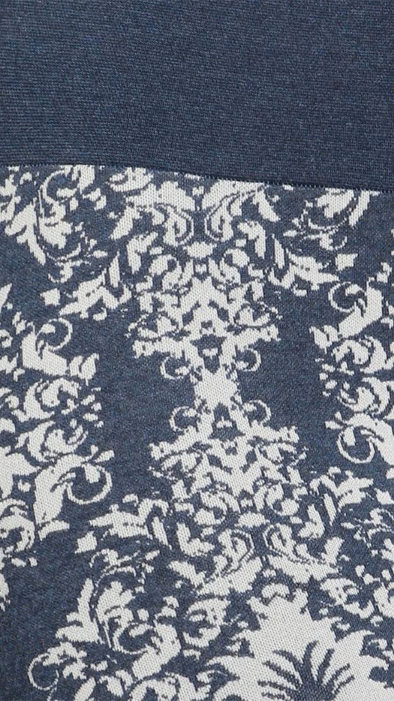 Damask Jacquard Capri Leggings